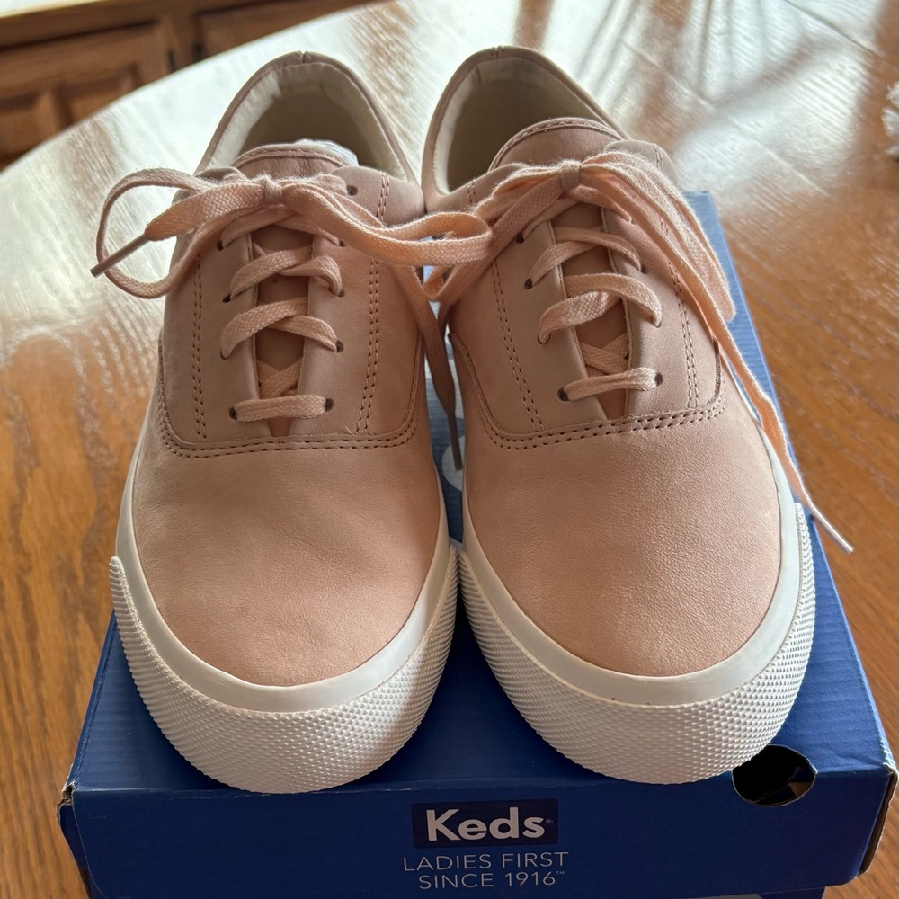REDUCED again!  Keds Women’s Peach Sneakers Never Worn!